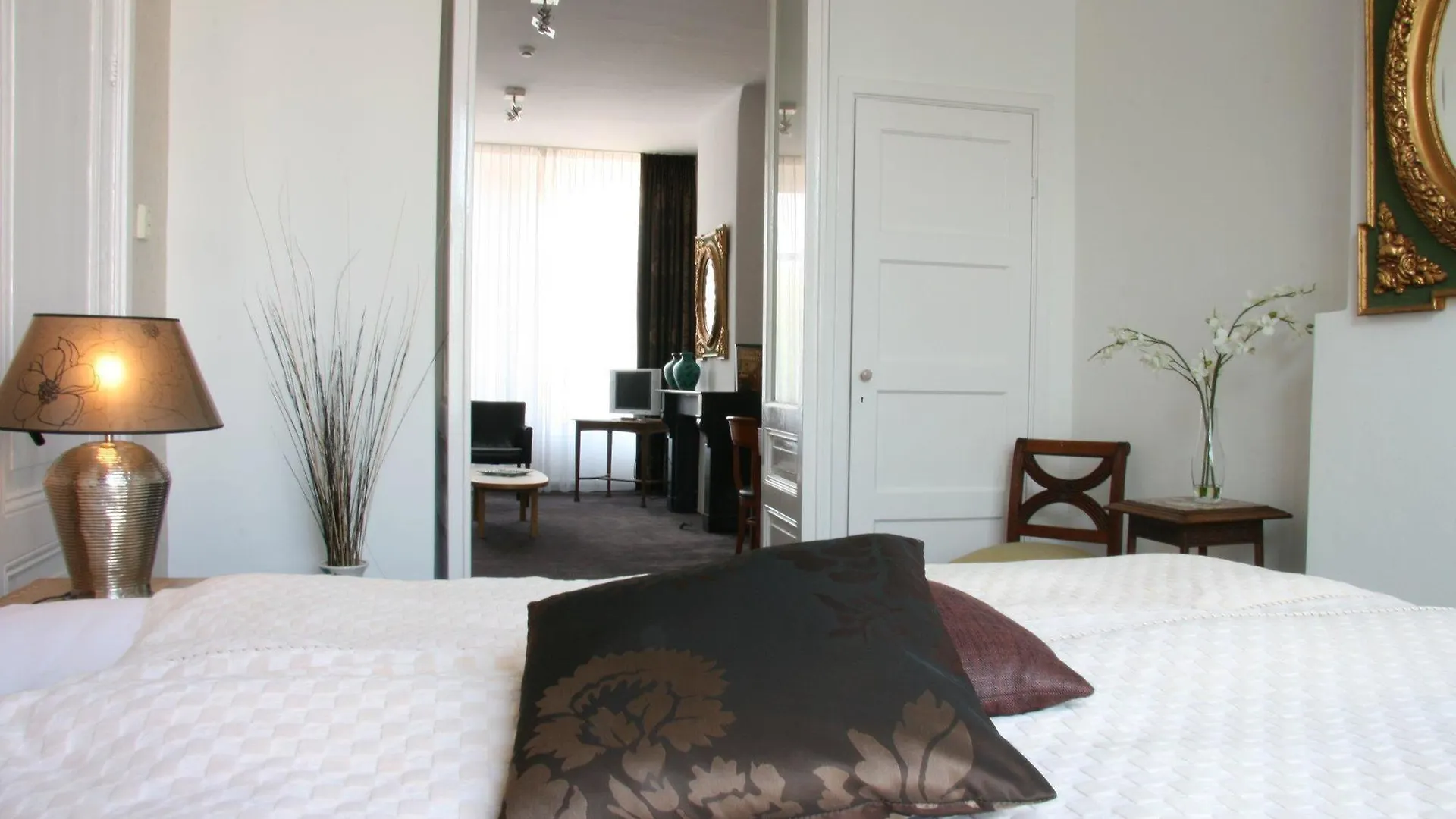 **** Hotel Maison Elle Amsterdam Netherlands